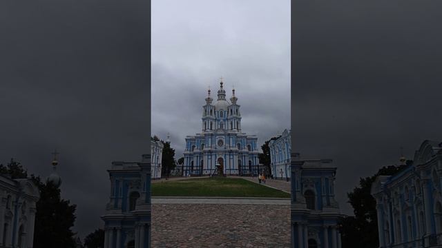 Воскресенский Смольный собор