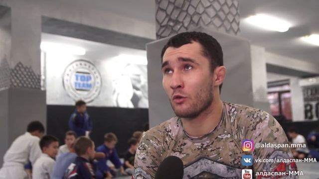 СЕРГЕЙ МОРОЗОВ: "Я СТОЯЛ В СПАРРИНГАХ С ШАДЖ ХЭКОМ" смотреть онлайн