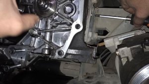 Hyundai H-1 Grand Starex 2.5 CRDI выставить метки балансирных валов