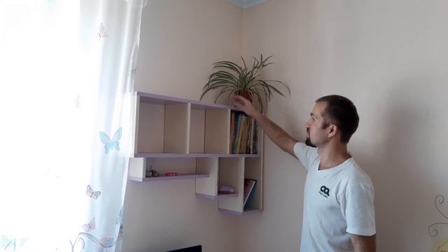 Меблі в дитячу своїми руками. Стіл, полиця та шафа