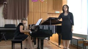 Белоусова Екатерина (фортепиано) Иллюстратор Дьяченко Ю.П. (Академический вокал)