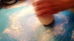 ВАРЕНИКИ С КАПУСТОЙ И ПОДЖАРКОЙ -СОУС,МАМИНО ?ПРИГОТОВЛЕНИЕ.