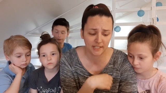 СКАЗКА О ГУСЕНИЦЕ И ЖУКЕ Читаем перед сном ВЫПУСК#18 Vinograd Family – Виноградовы смотреть онлайн