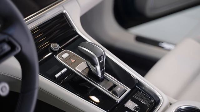 Porsche Panamera Manufaktur смотреть онлайн