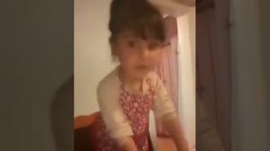 прикол Девочка ругается матом на тетю