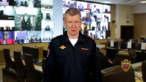 Девушку, похитившую у пенсионерки 600 тысяч рублей, задержали московские полицейские