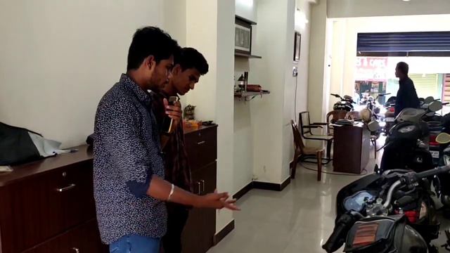 Second hand bikes in trichy | Best used bikes shop | 12,000rs ku pulsar ah??? | Bike market | Trich смотреть онлайн