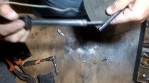 Не работает рециркуляция воздуха опель астра g ( постоянно жужит )