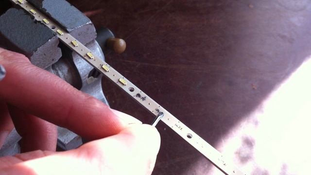 Ремонт підсвітки LED TV Sharp LC 40LE630E. Темні плями на екрані / Repair TV SHARP LC 40LE630E