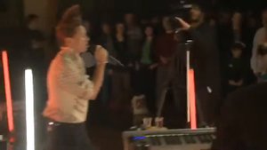 La Roux - Bulletproof