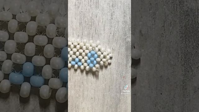 ТУТОРИАЛЫ НА ФИГУРКИ КРЕСТИКОМ ИЗ БИСЕРА?? смотреть онлайн