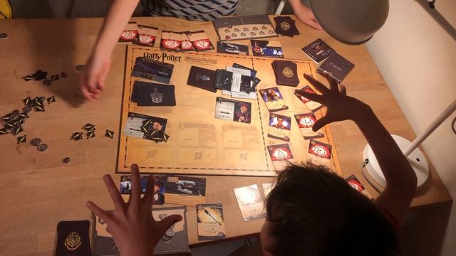 Играем Гарри Поттер: Битва за Хогвартс, вторая игра с Роном и Невиллом. смотреть онлайн