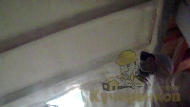Как правильно утеплить мансарду с ломаной крышей?