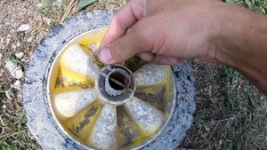Ремонт БЕСПЛАТНО !!! Своими руками. Отвалилось колесо на бетономешалке