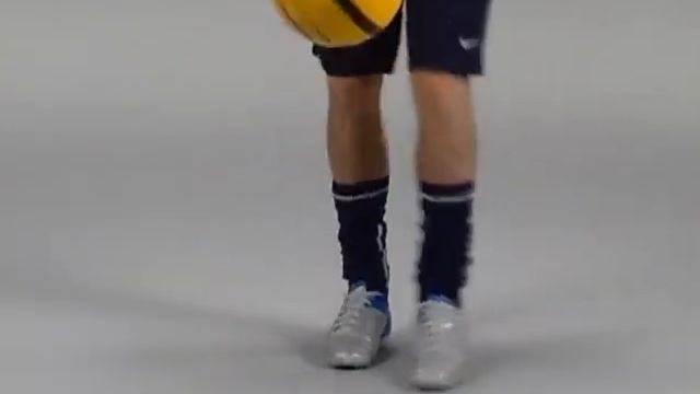 Уроки футбольного фристайла. Футбольный фристайл.