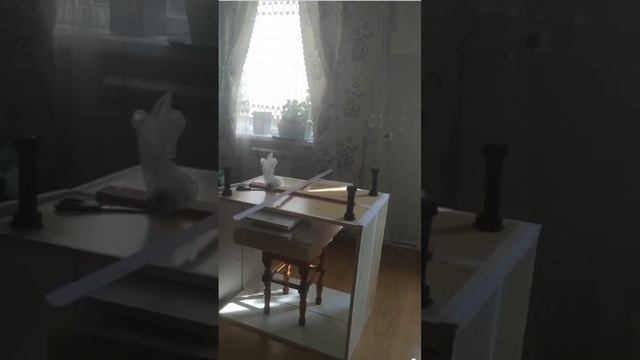 Переделка навесных шкафов в тумбы.