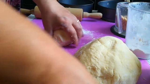 Пирог НА ТВОРОЖНОМ ТЕСТЕ с ЯБЛОЧНЫМ повидлом и ОРЕХАМИ! смотреть онлайн