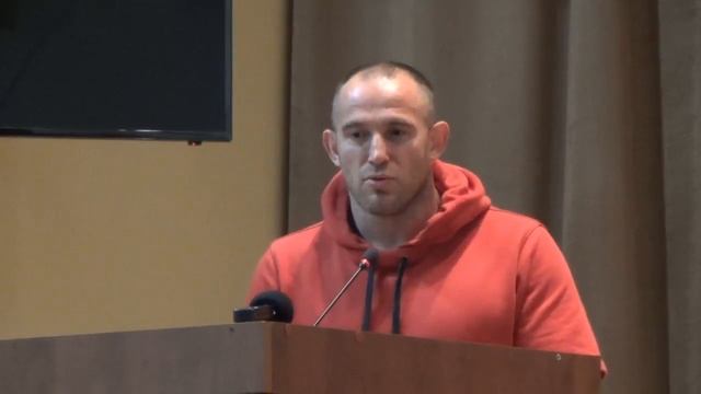 Алексей Олейник о православии в спорте смотреть онлайн