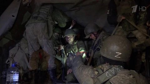 Союзные войска обороняют дорогу на Лисичанск