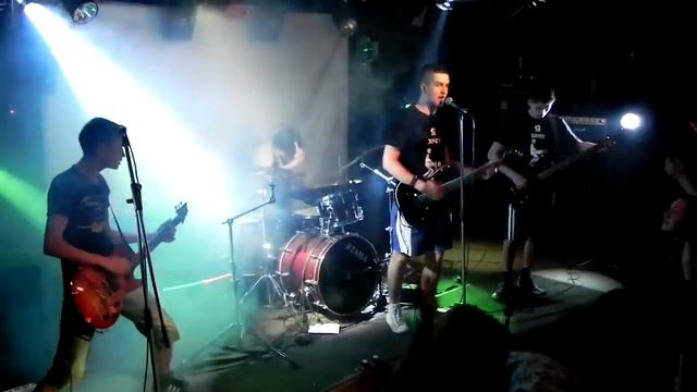 Т.У.П.И.К. - Ода Правой Руке (Live in Barcode,SPB) смотреть онлайн