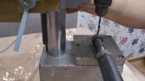 Настольный сверлильный станок из двигателя стиральной машинки