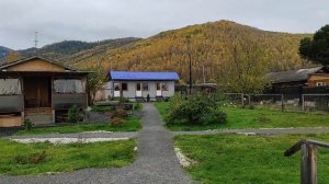 Домик на берегу Байкала. Как мы ночевали рядом с Транссибирской железной дорогой.