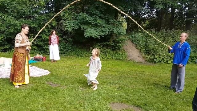 Купало 2018. Прыгаем через скакалку.