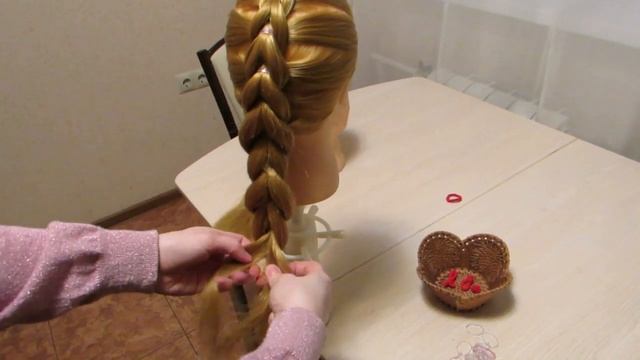 Объемная коса на резинках