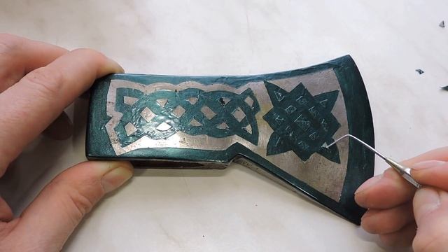 Наносим рисунок на топор 1часть смотреть онлайн