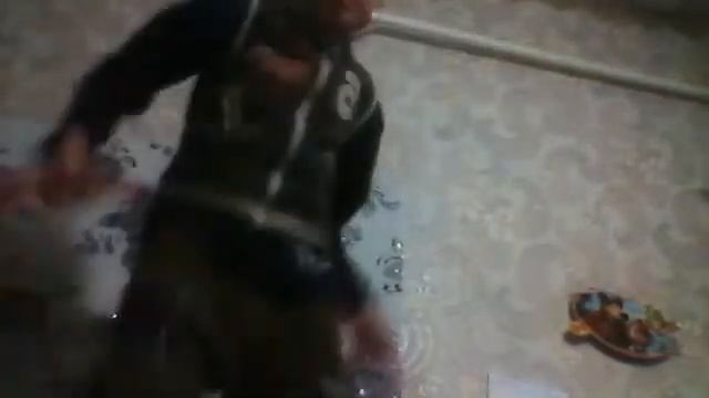 как научится вращать обручь смотреть онлайн