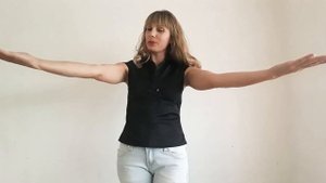 Двигательно речевая игра "Здравствуй солнце золотое."