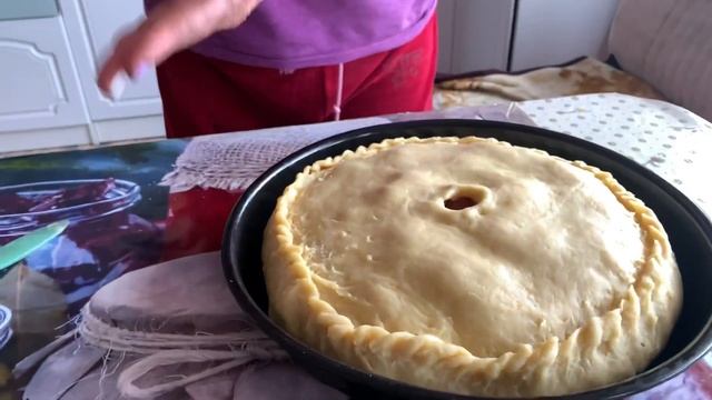 В ДОМЕ НА ЮГЕ! МАМА ГОТОВИТ ТАТАРСКИЙ ПИРОГ ЗУР БЭЛИШ ? ТАТАРСКАЯ КУХНЯ / БУДНИ / ХЛОПОТЫ НА КУХНЕ