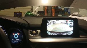 Установка камеры переднего обзора Mazda
