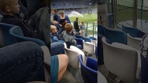 Фанат жжет) Смешной танец)