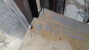 Установка двери в пеноблок часть 3.Штукатурка откосов.