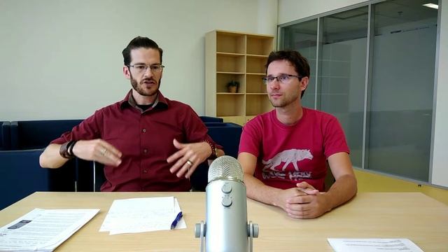 Why do Americans wear shoes in their homes? смотреть онлайн