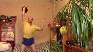 Гиря 32 кг. - 1 мин. - 67,5 раз :)