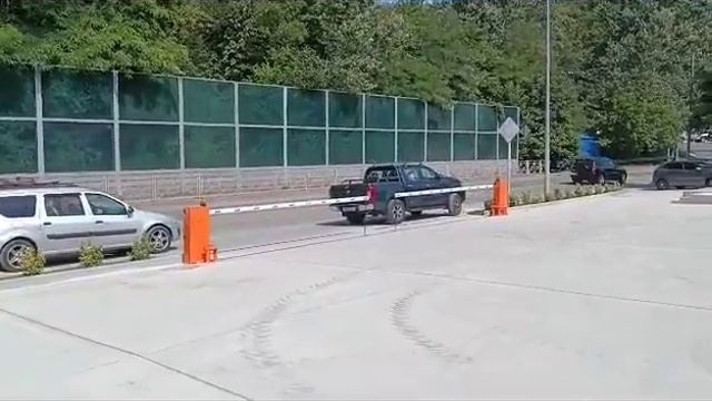 Установка и настройка синхронной работы 2 шлагбаумов CAME G4000SX KIT и CAME G5000DX KIT Сочи смотреть онлайн