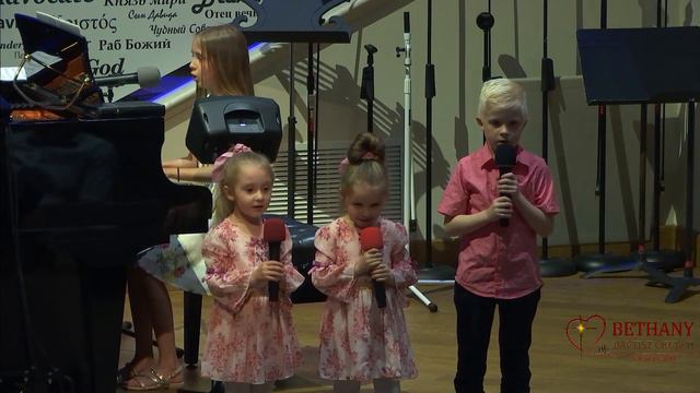 Послухайся батькiв - пение семьи Обада смотреть онлайн