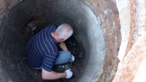Прочистка ливнёвого колодца.