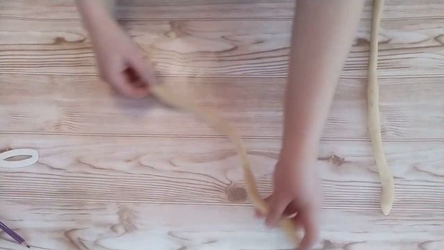 Коса из дрожжевого теста, красивая выпечка, как заплести булочку в косу смотреть онлайн