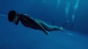 Подводное плавание. Фридайвинг в бассейне.