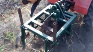 Копка картошки  грохотной копалкой " Булаточка КМ 3"