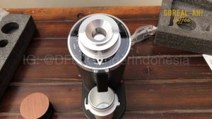 Unboxing DF64 Gen 2 Coffee Grinder DLC Burr - kelengkapan penggiling kopi single-dose DF64 terbaru