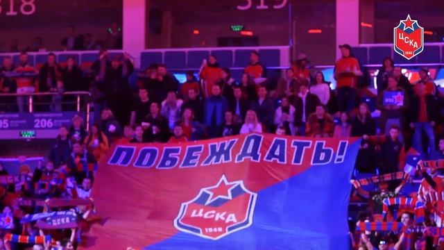 Михаил Игнатьевич Сабанин произвел символическое вбрасывание перед началом армейско…
