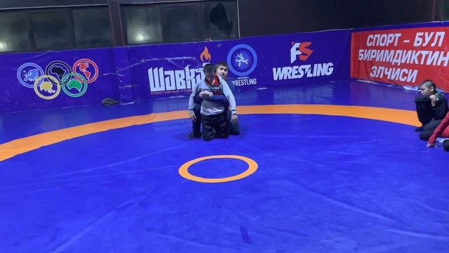 Как быстро и правильно научится делать приём накат на партере смотреть онлайн