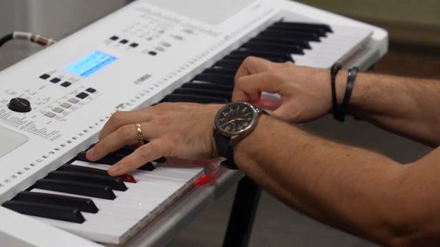 #Yamaha EZ300 - 61 Tuşlu Eğitim Klavyesi İncelemesi #doremusic смотреть онлайн