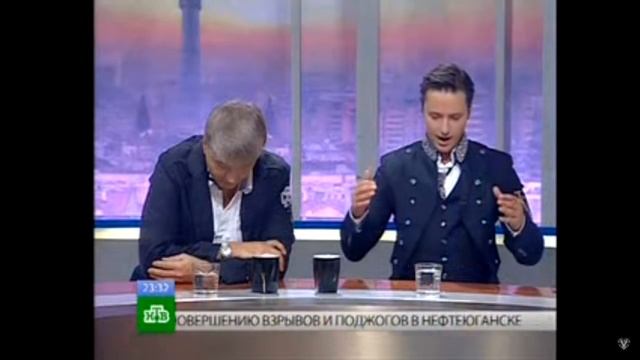 Витас пытается разбить стакан голосом. Настоящий голос Витаса