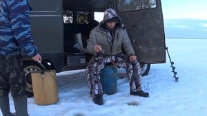 Рыбалка на корюшку в Карелии | Беломорская корюшка зимой | Корюшка на блёсенку и опарыша | Фартанул