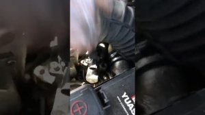 How to locate and clean EGR valve kia sportage 2.0 diesel 2012 Pt2